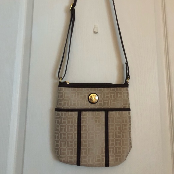 Tommy Hilfiger Handbags - Tommy Hilfiger purse BRAND NEW Tommy Hilfiger Handbags - Tommy Hilfiger purse BRAND NEW